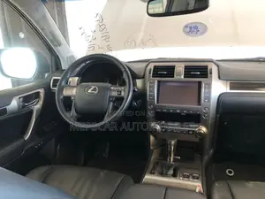 Lexus GX 2014 Silver
