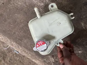 Honda Cr-v 2017,2018 Reserve Container