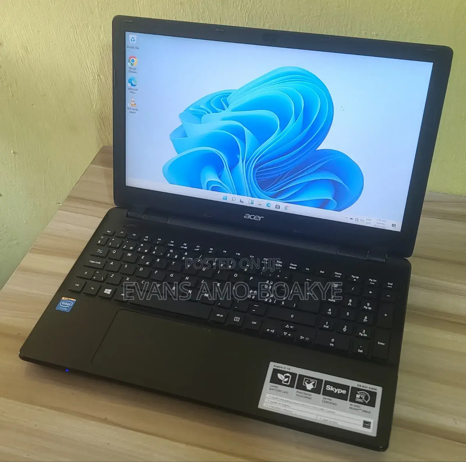 Laptop Acer Aspire E5-531 8GB Intel Celeron HDD 2T