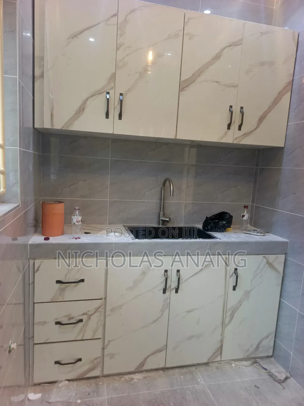 1bdrm Apartment in Dorns Properties, New Town for rent