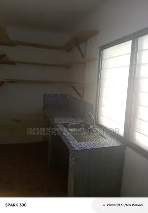 1bdrm Apartment in Ultimate Estate, School Area for rent