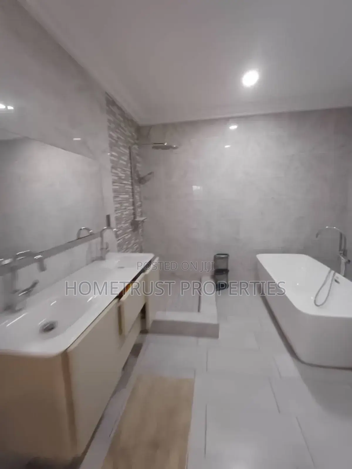 Furnished 7bdrm House in Home Trust, Achimota for sale