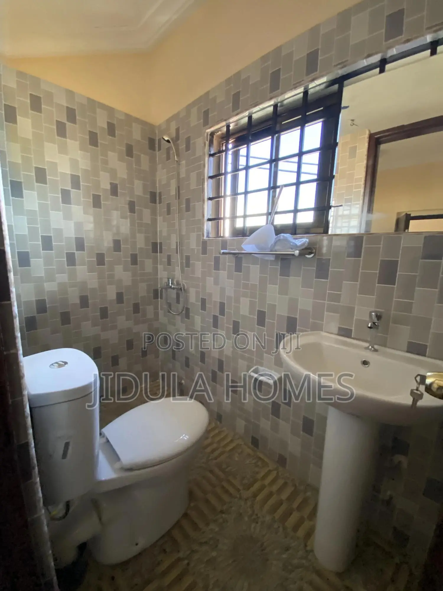 3bdrm Apartment in Lakeside Estate for rent