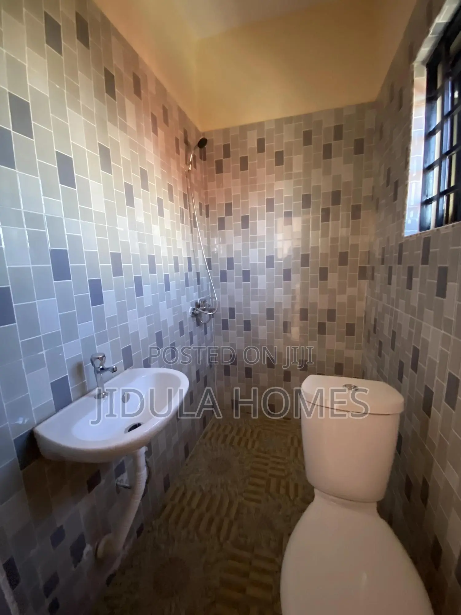 3bdrm Apartment in Lakeside Estate for rent