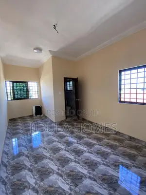 3bdrm Apartment in Lakeside Estate for rent