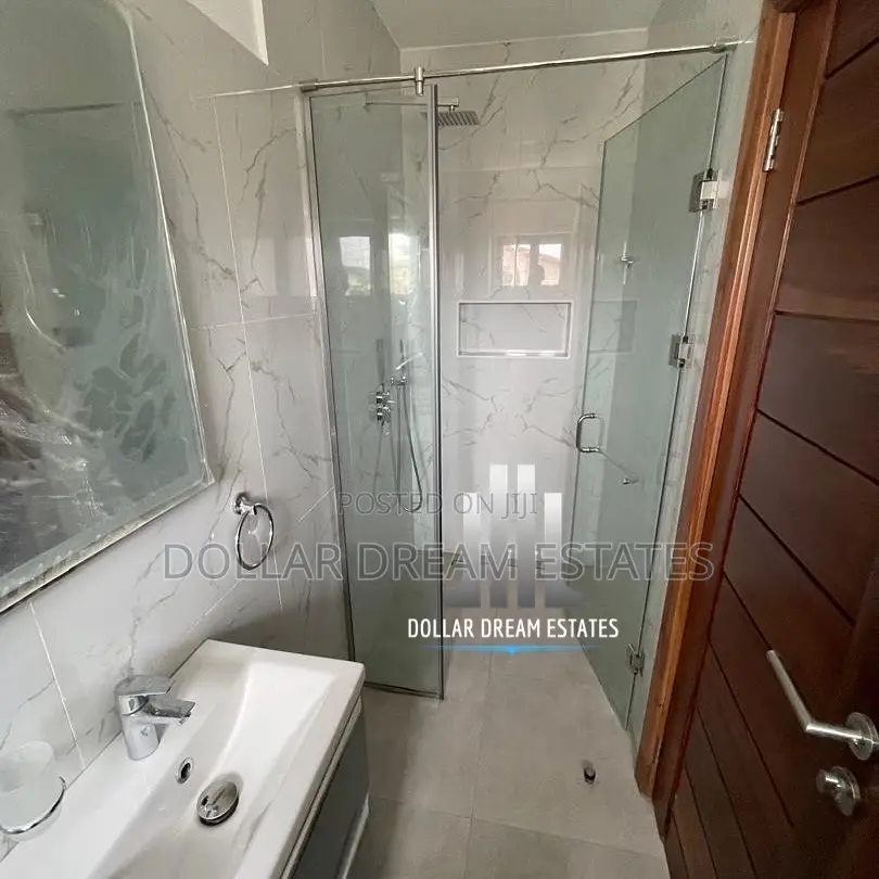 4bdrm House in North Legon for sale