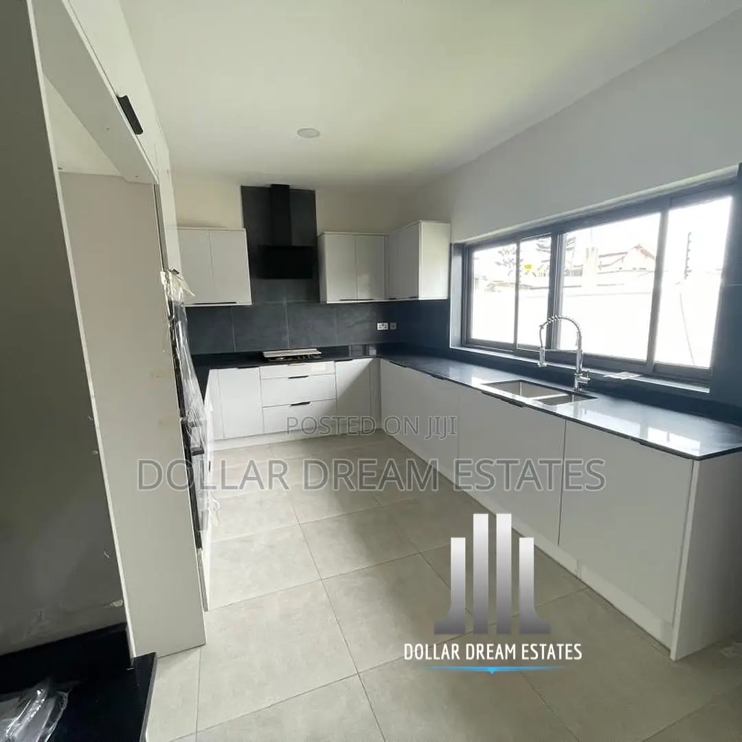 4bdrm House in North Legon for sale