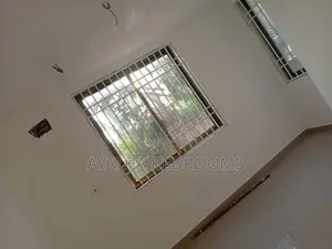 1bdrm Apartment in Modern Properties, New Town for rent