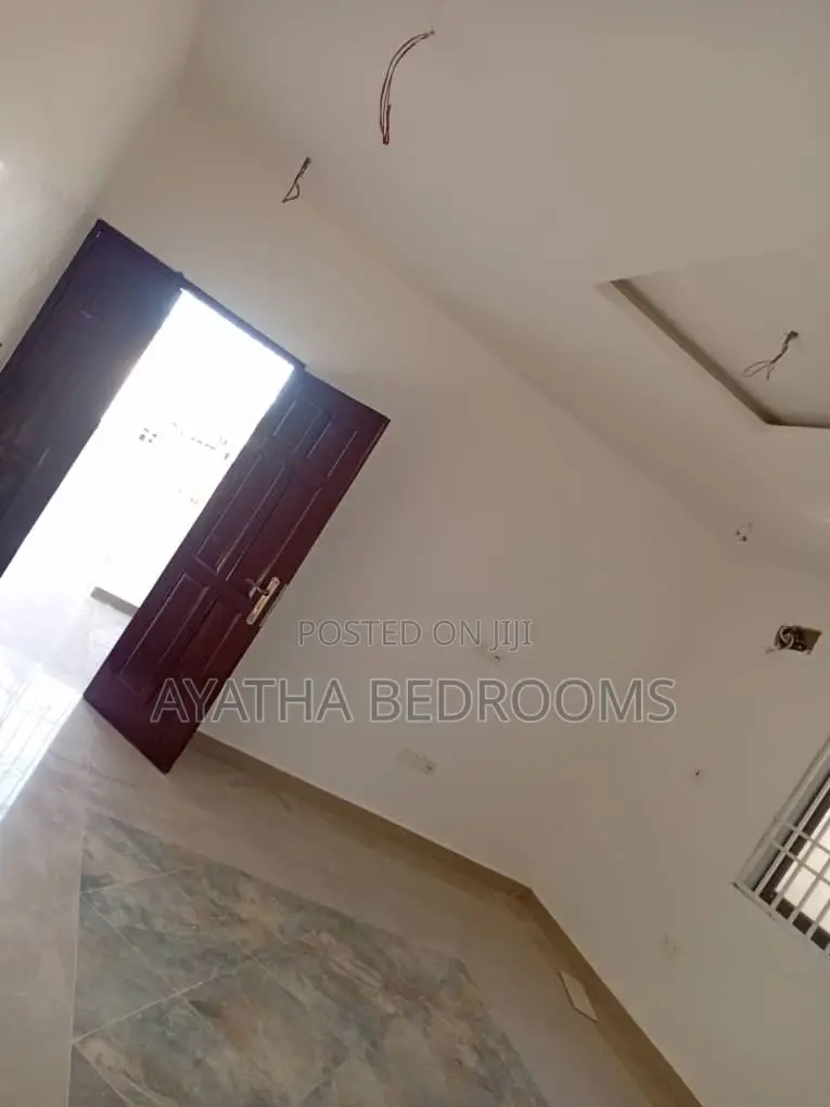 1bdrm Apartment in Modern Properties, New Town for rent