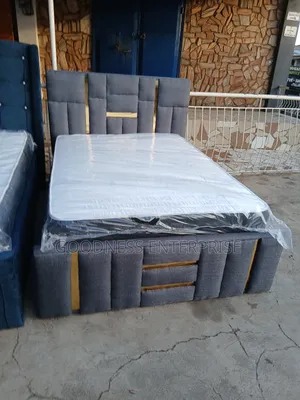 Luxury Bed Frame With Mattress