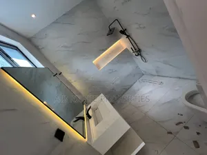 3bdrm Townhouse / Terrace in Ab Richie Properties, Dzorwulu for rent