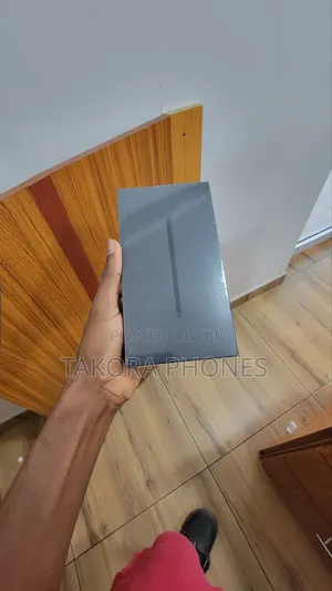New Samsung Galaxy Note 8 64 GB Black