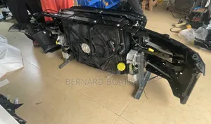 BMW G01 Front Cut