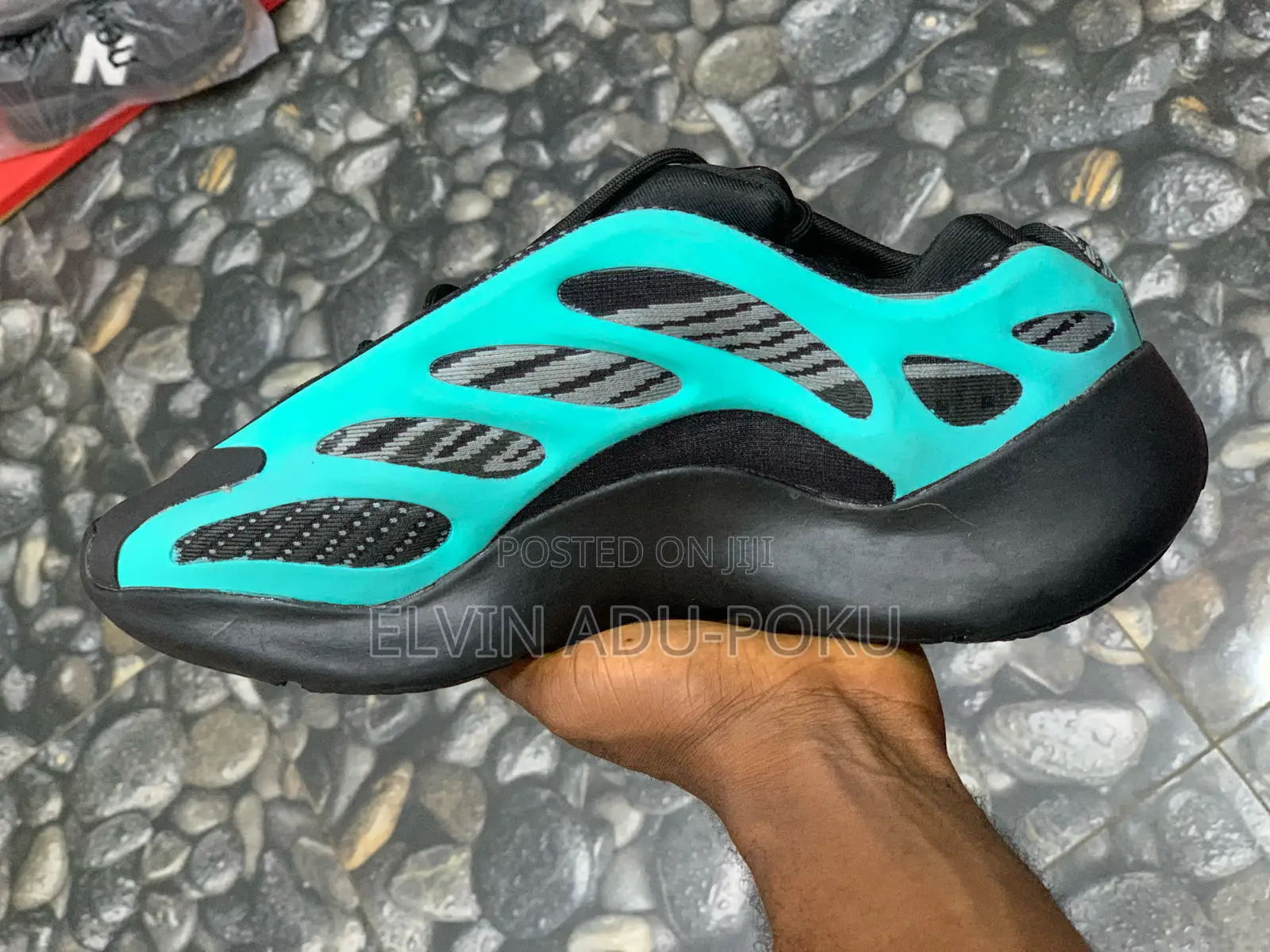 Adidas Yeezy 700 V3 "Azael" Sneaker In Different Colours , Swipe >>>