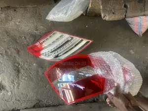 Mercedes Benz C250 Taillight Cover Z