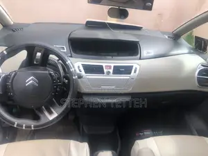 Citroen C4 1.6i HDi 2008 Green