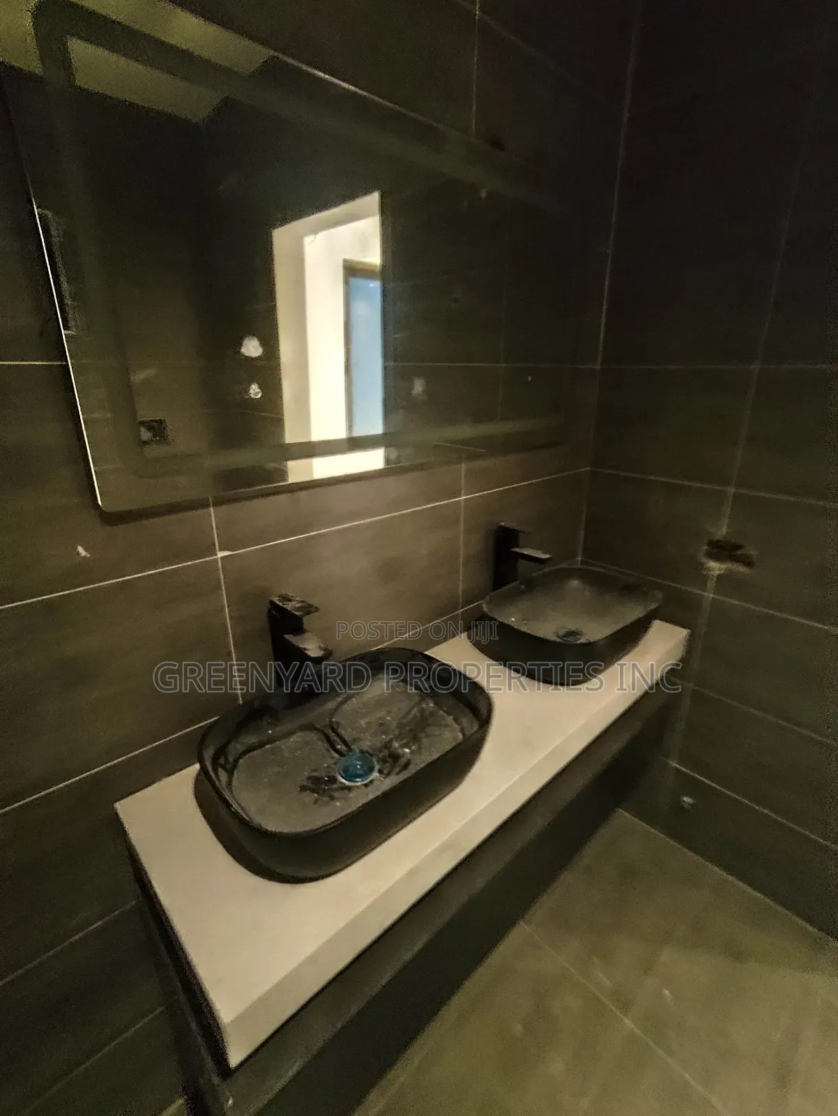 4bdrm House in Hills, East Legon for sale