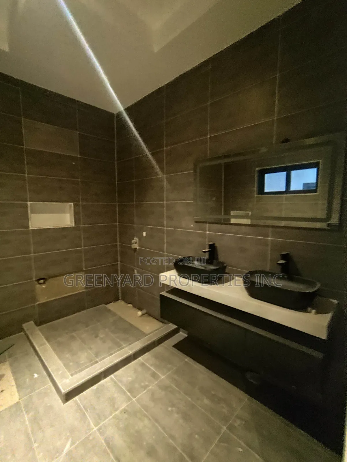 4bdrm House in Hills, East Legon for sale
