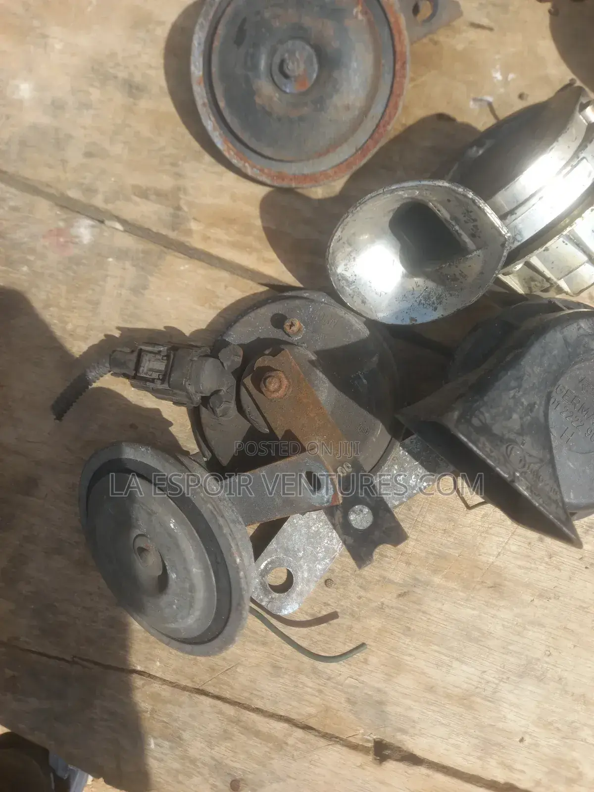 Car Horns Available