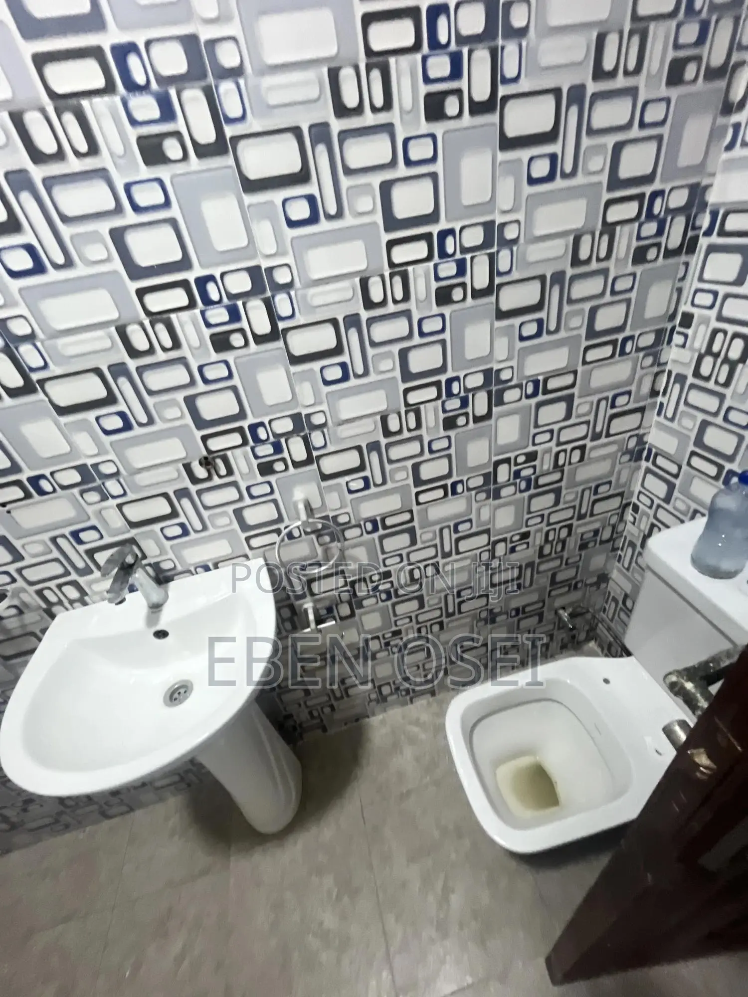 2bdrm Apartment in Dansoman for rent