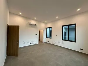 3bdrm Duplex in Boshe, Haatso for sale
