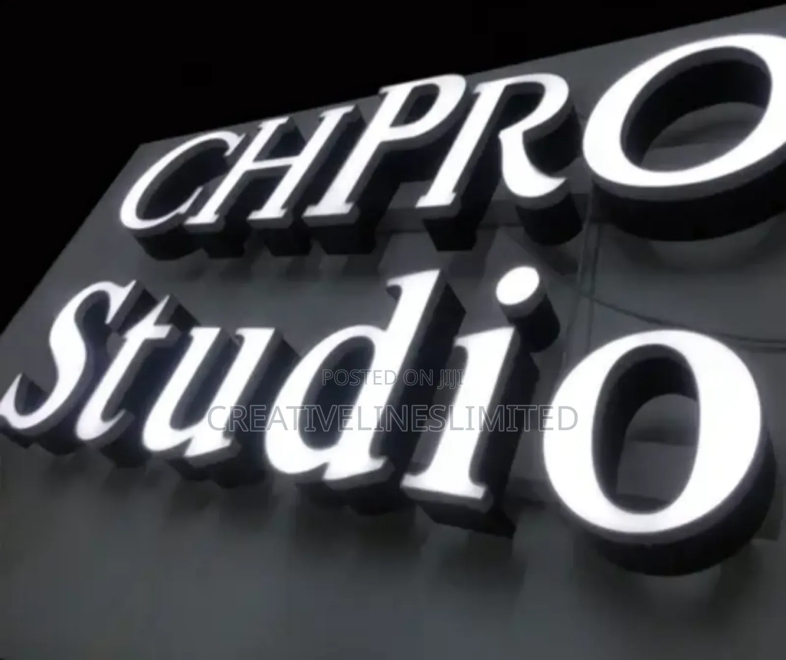 Studio Signages
