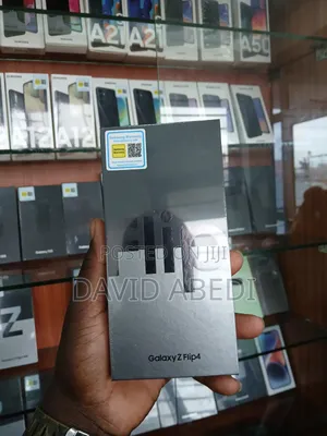 New Samsung Galaxy Z Flip4 512 GB Black