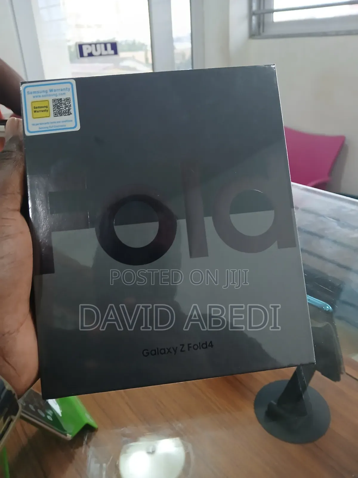 New Samsung Galaxy Z Fold4 256 GB Black