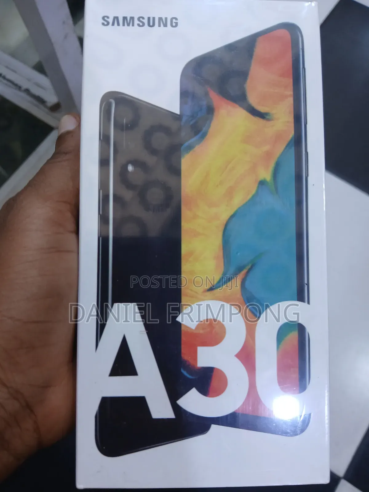 New Samsung Galaxy A30 32 GB Black