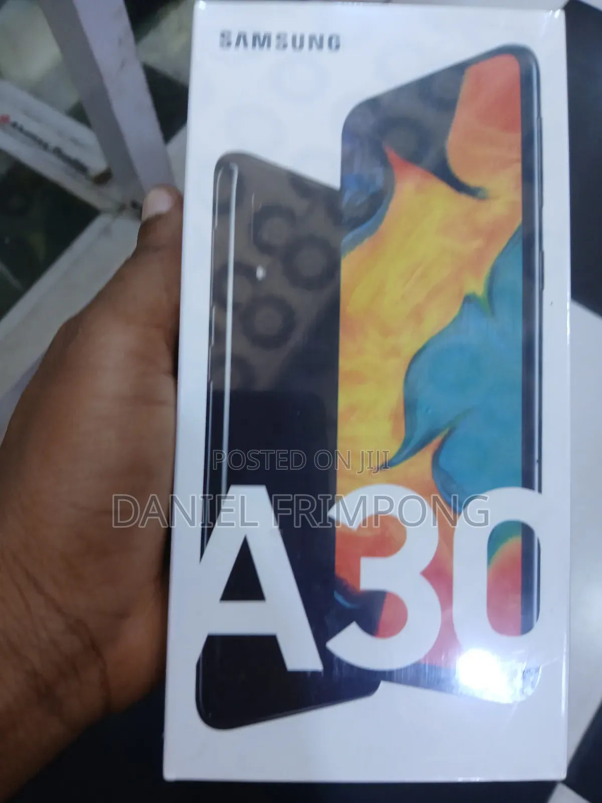 New Samsung Galaxy A30 32 GB Black