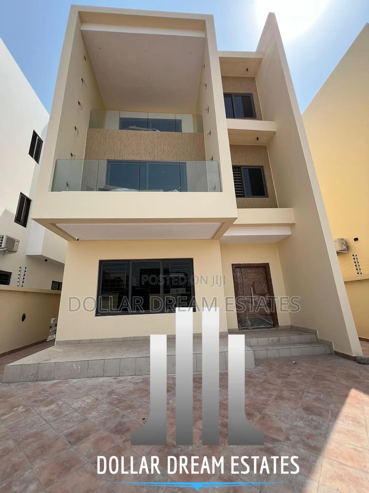 5bdrm House in East Legon for sale