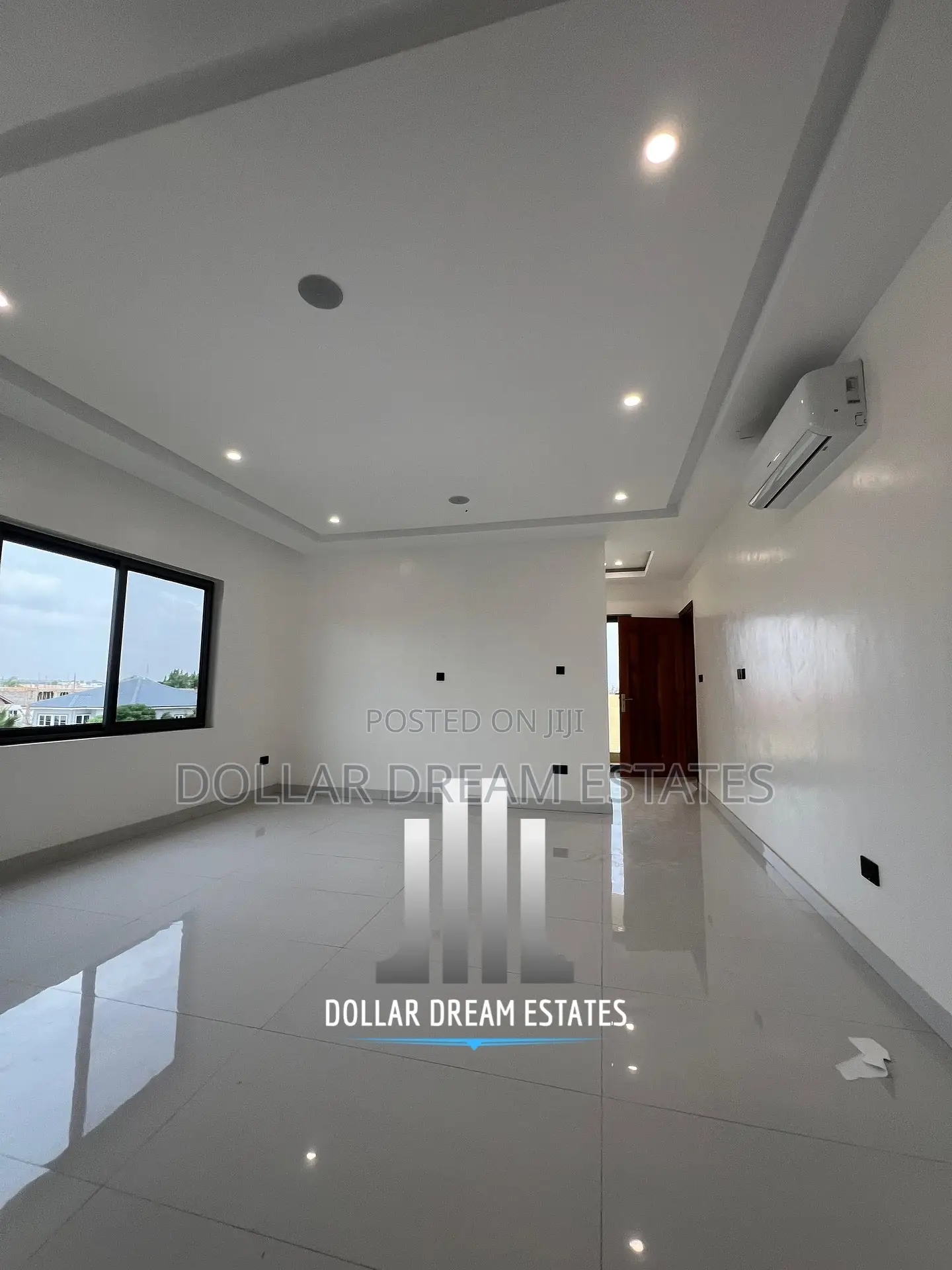 5bdrm House in East Legon for sale