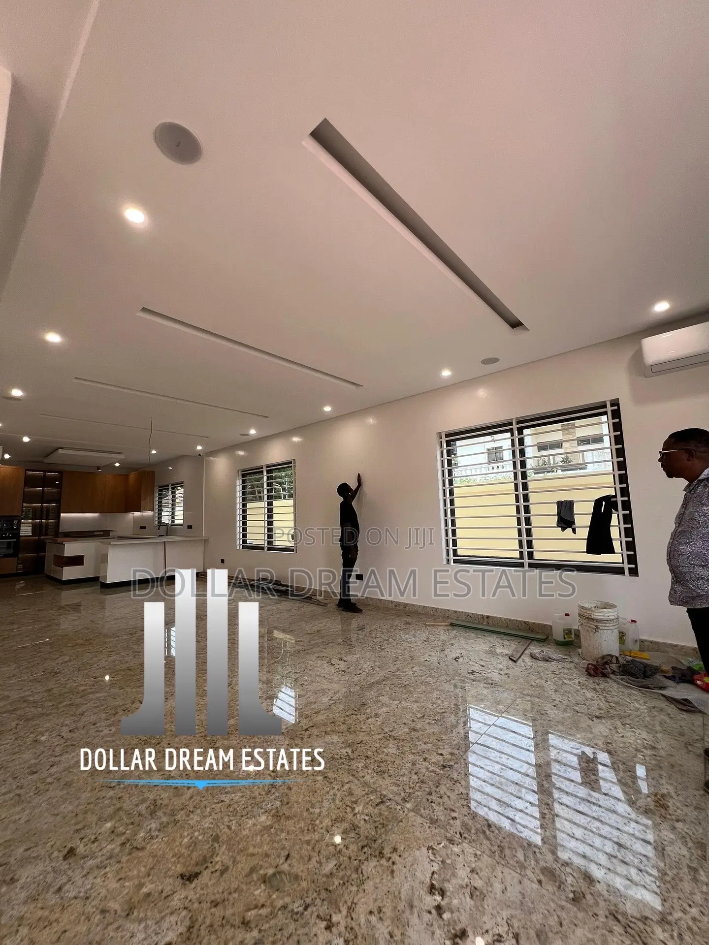5bdrm House in East Legon for sale