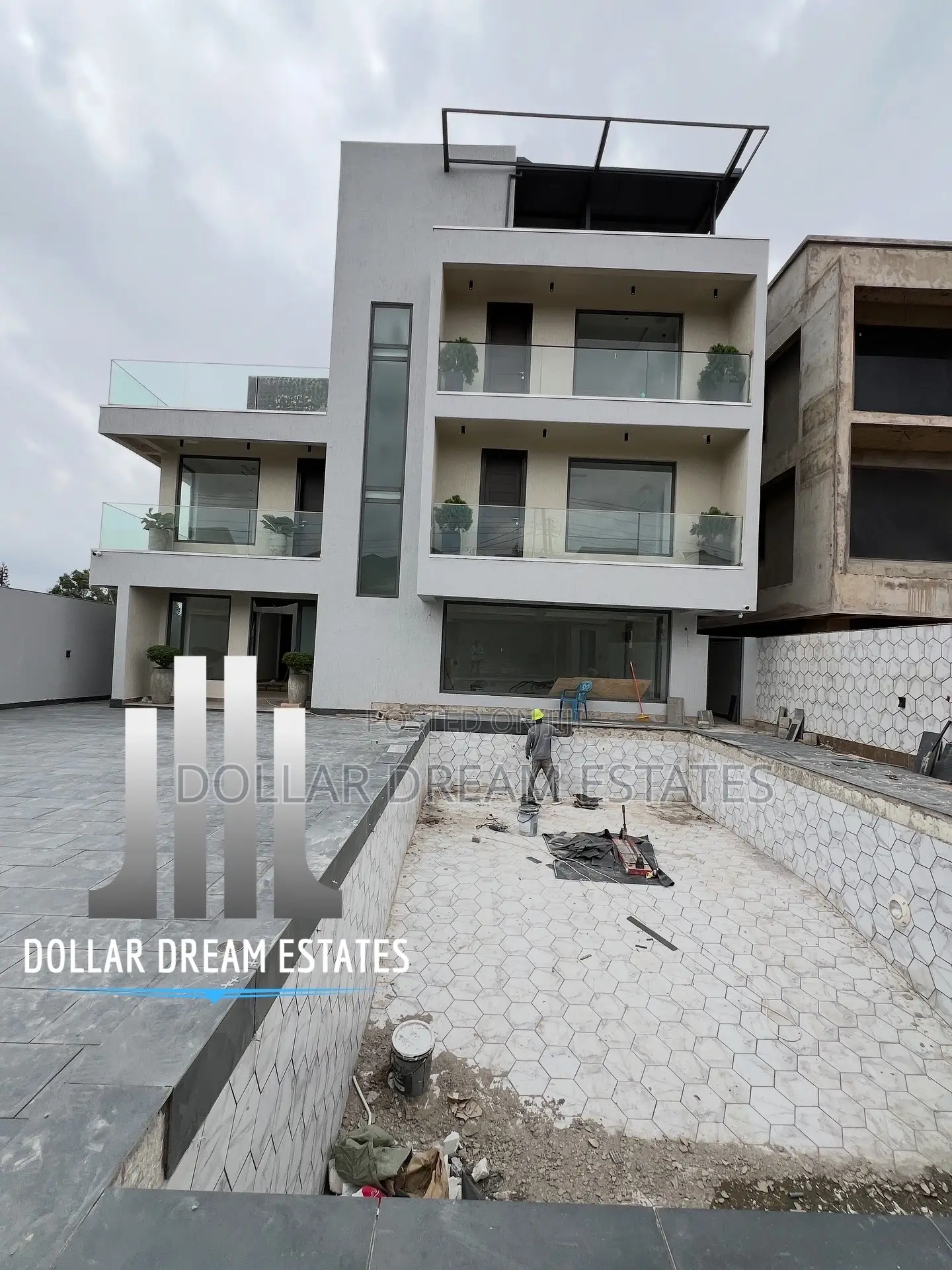 5bdrm House in Adjiriganor for sale