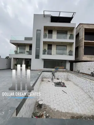 5bdrm House in Adjiriganor for sale