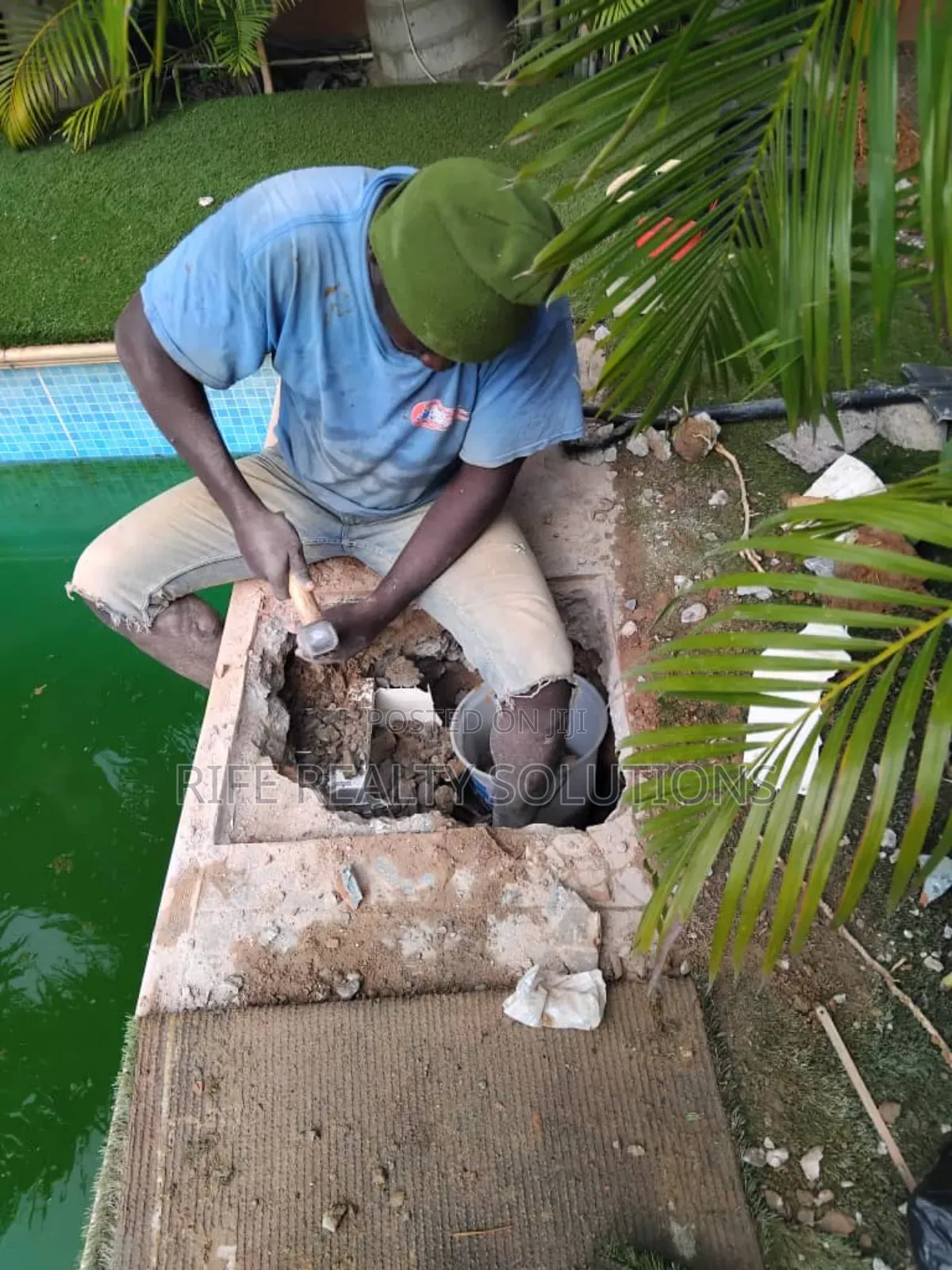 Expert Swimming Pool Maintenance Construction Services