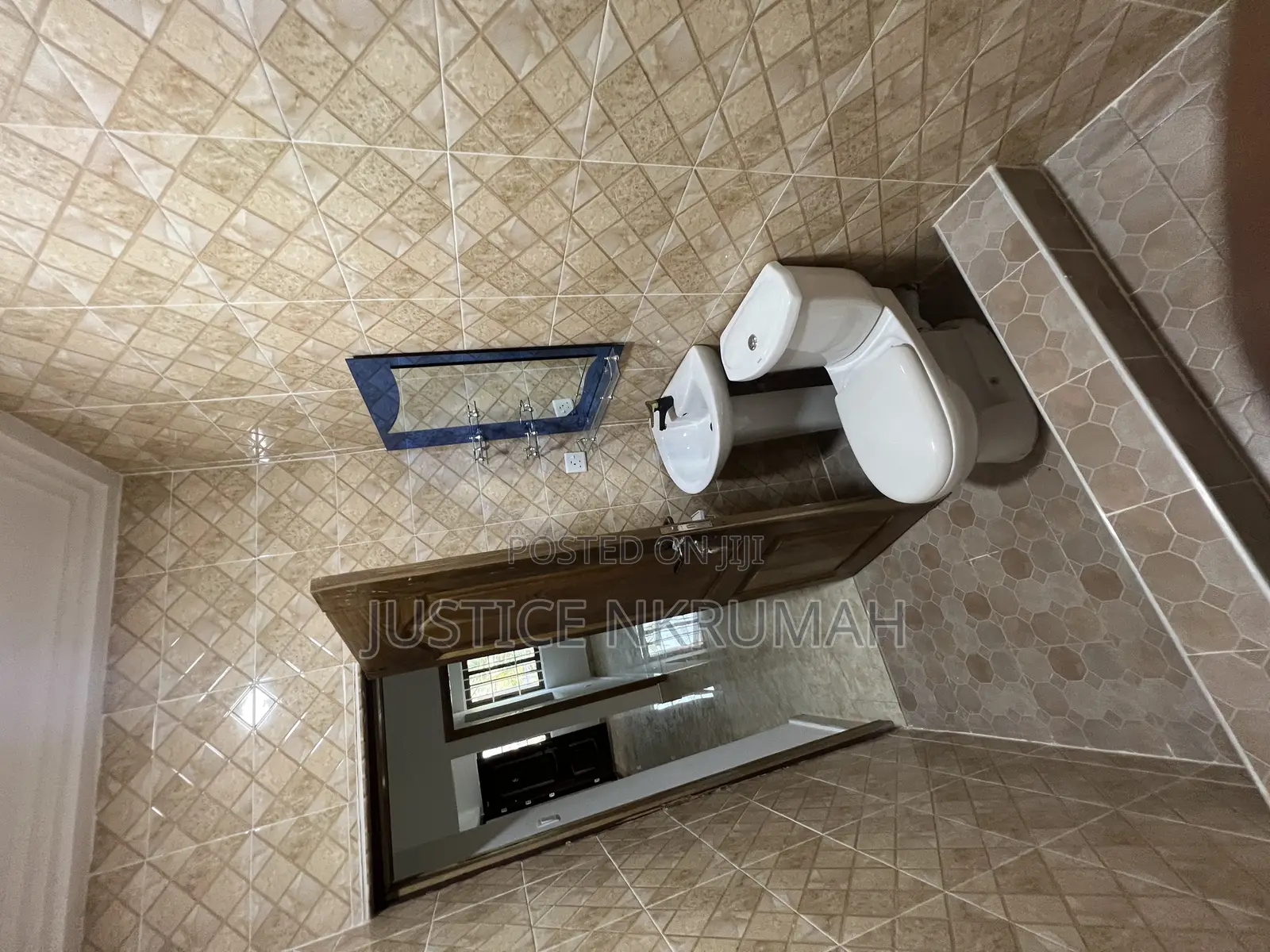 1bdrm Apartment in Mr Justice Estate, Old Barrier for rent