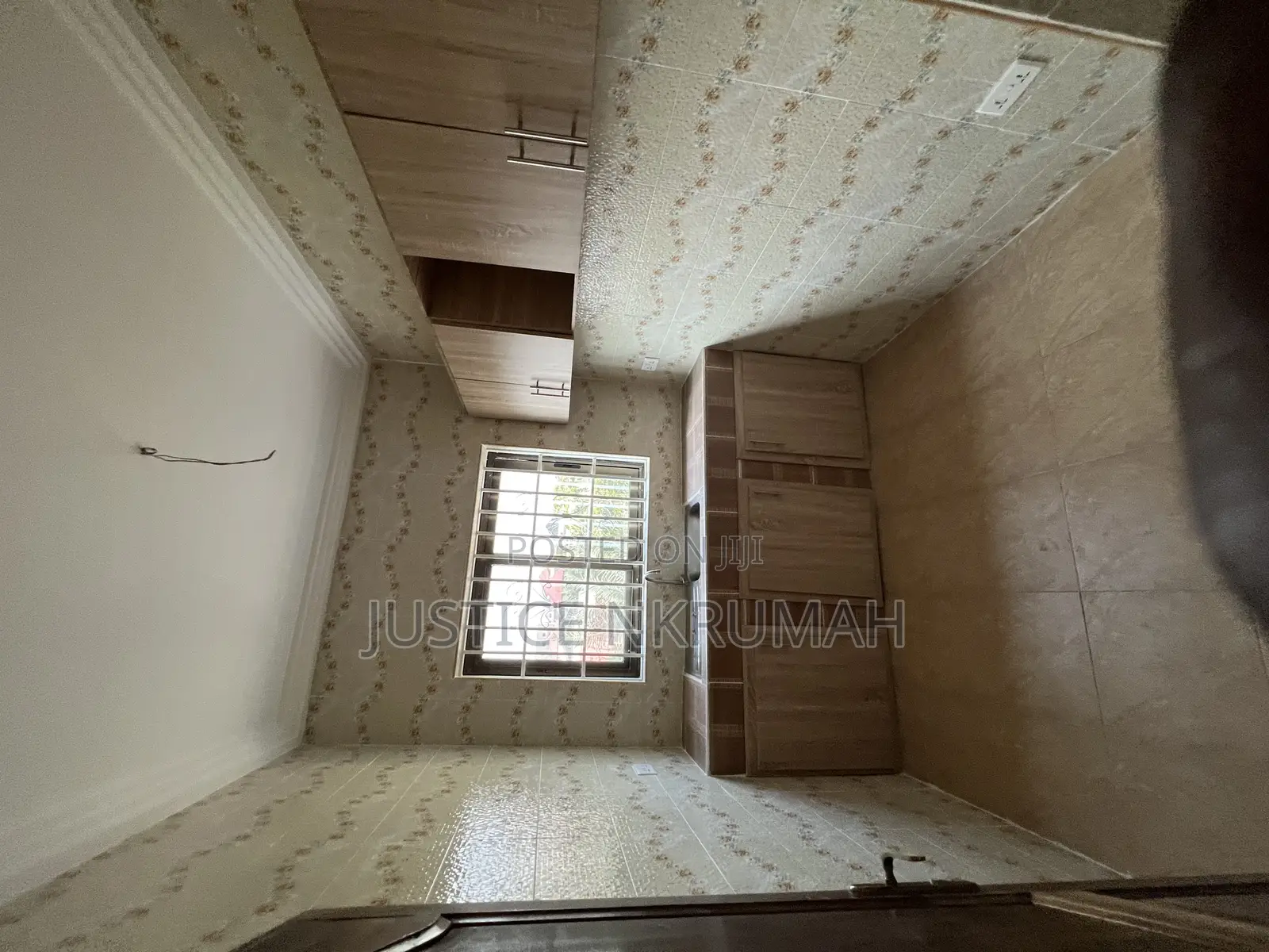 1bdrm Apartment in Mr Justice Estate, Old Barrier for rent