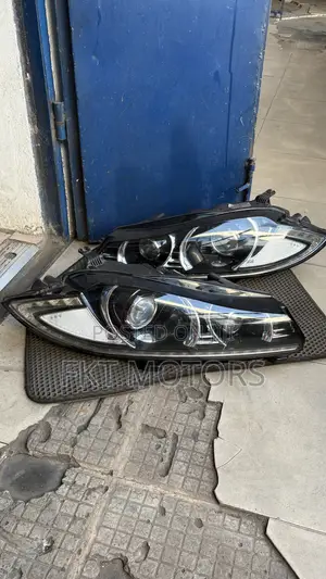 Jaguar Xf Headlight 2010,2011,2012,2013,2014,2015,2016,2017,2018,2019