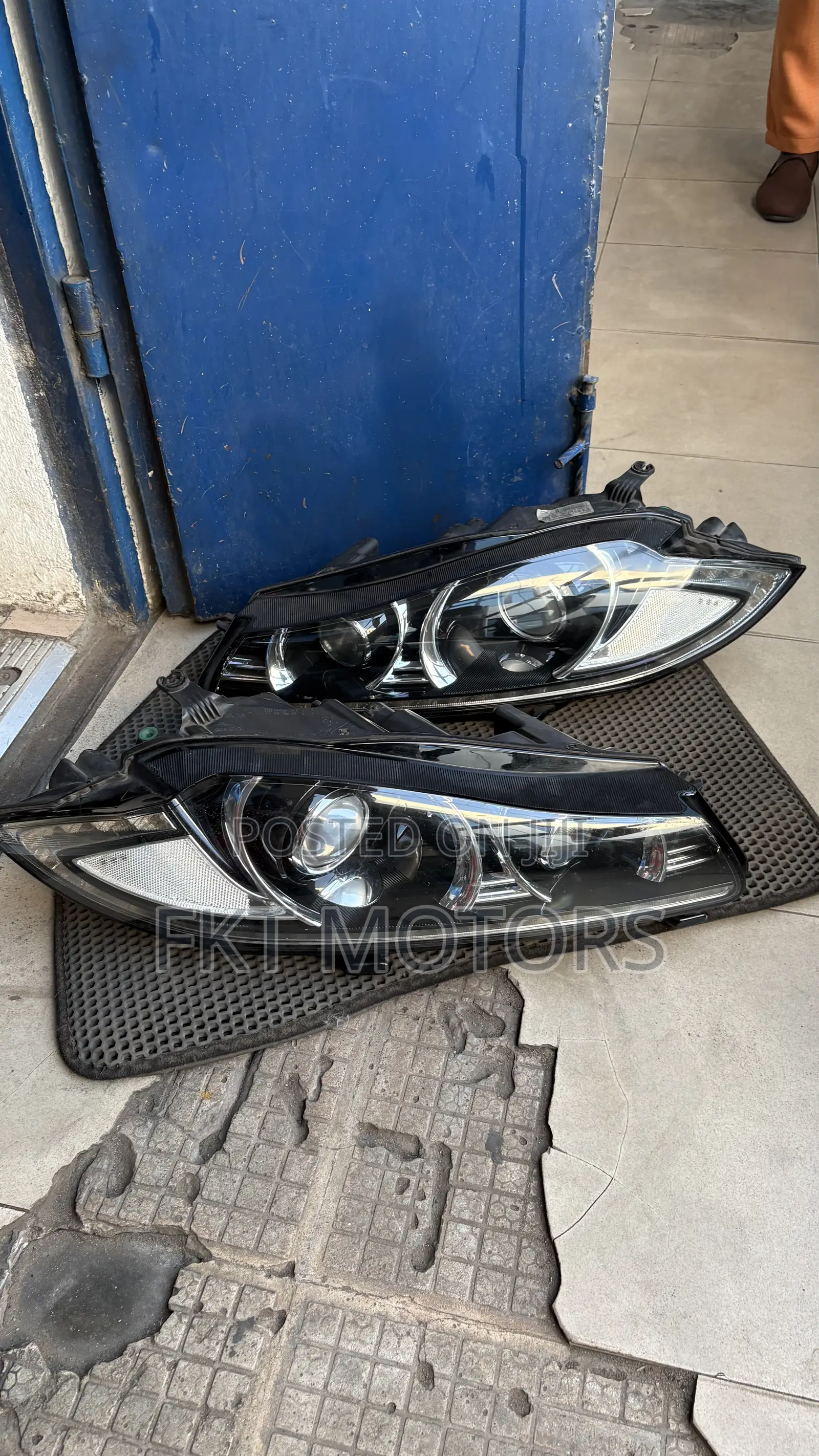 Jaguar Xf Headlight 2010,2011,2012,2013,2014,2015,2016,2017,2018,2019