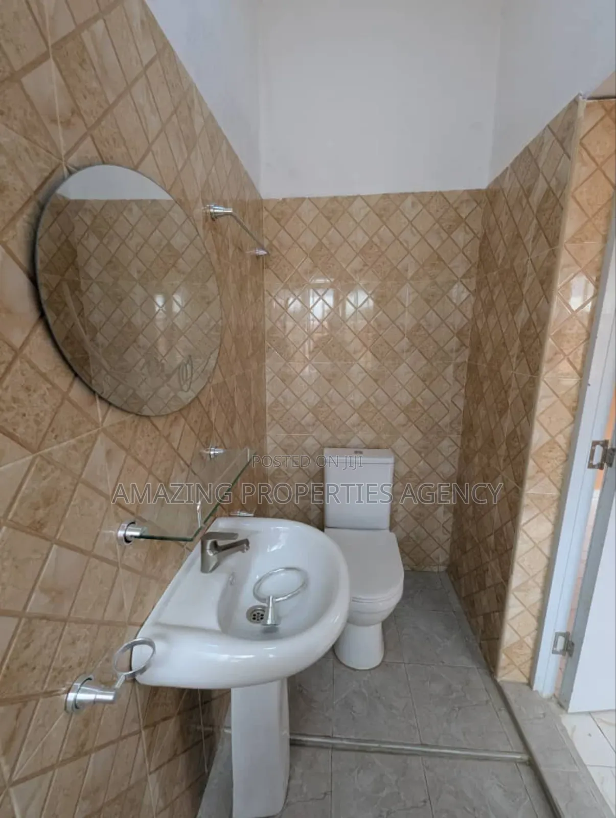 4bdrm House in Cantonments for sale