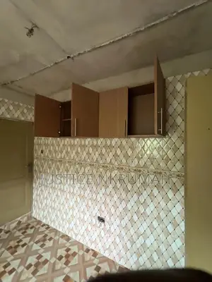 5bdrm Apartment in Mr Justice Estate, Old Barrier for rent