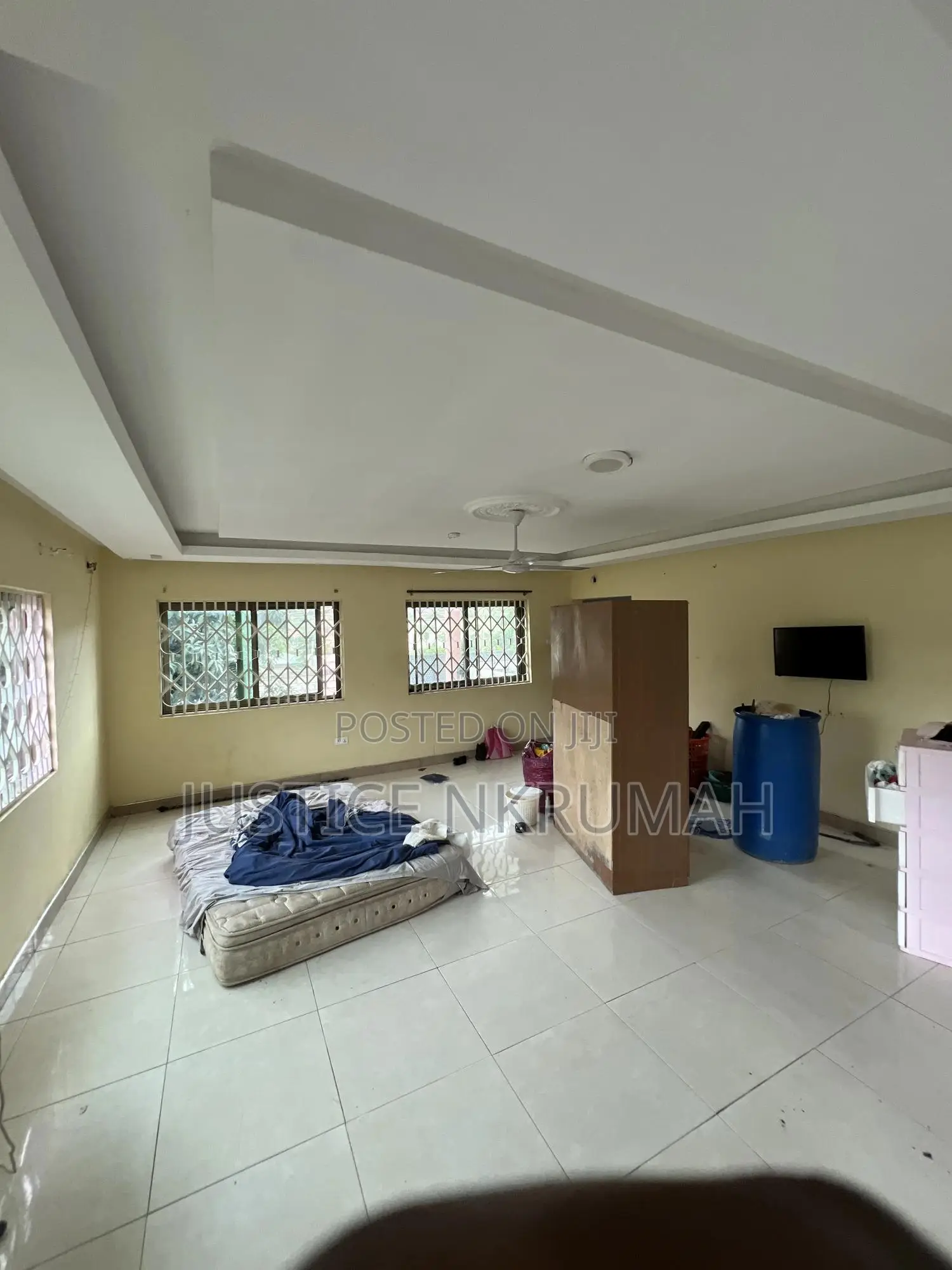 5bdrm Apartment in Mr Justice Estate, Old Barrier for rent