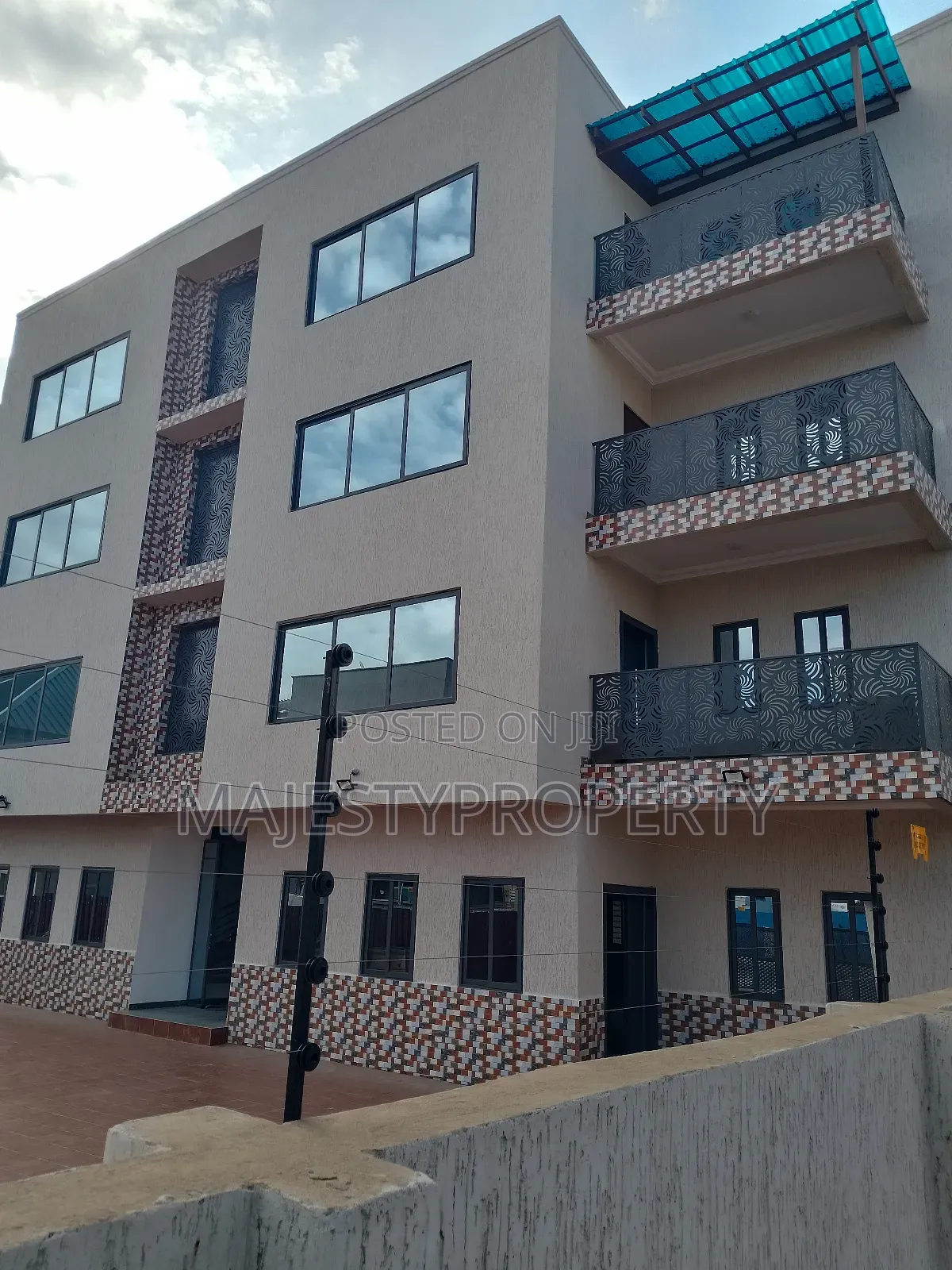 2bdrm Apartment in Tseaddo, Accra Metropolitan for rent