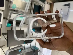 iPhone 17 Pro Transparent Case