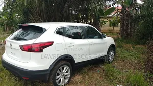 Nissan Qashqai 2019 White