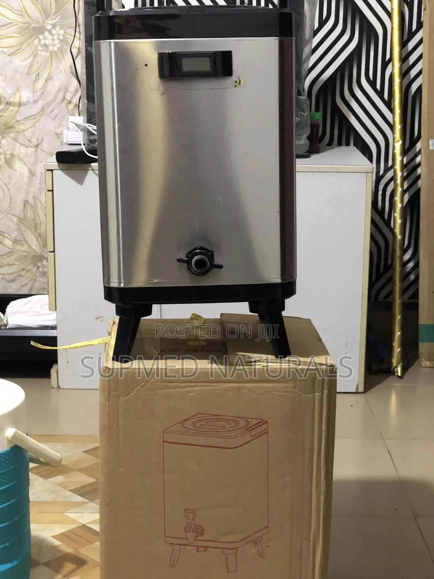 A High Standard 10l Flask for Sale
