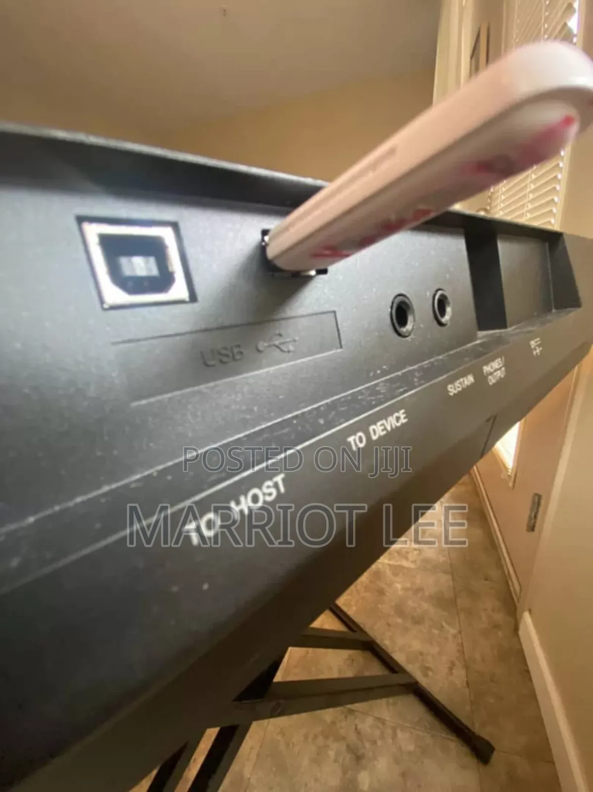 PSR 433_ 61 Keys Electronic Keyboard_ Piano