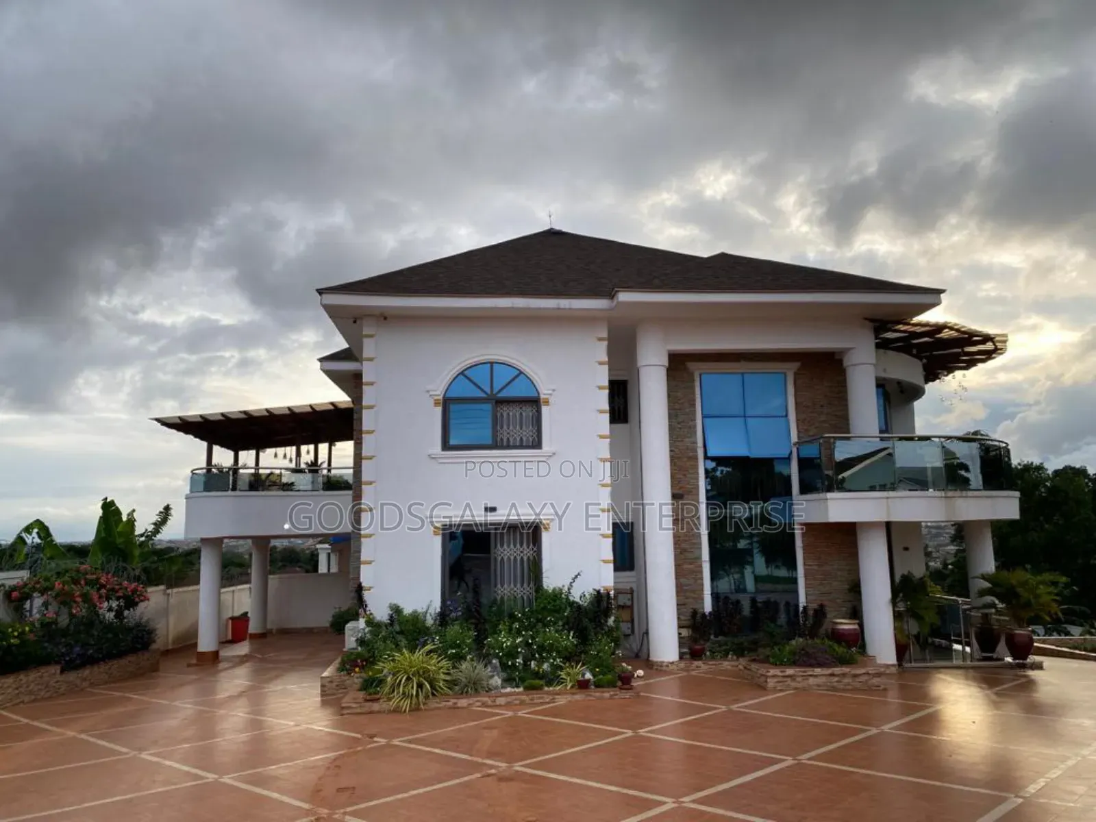 Furnished 5bdrm Mansion in Kumasi Metropolitan for sale