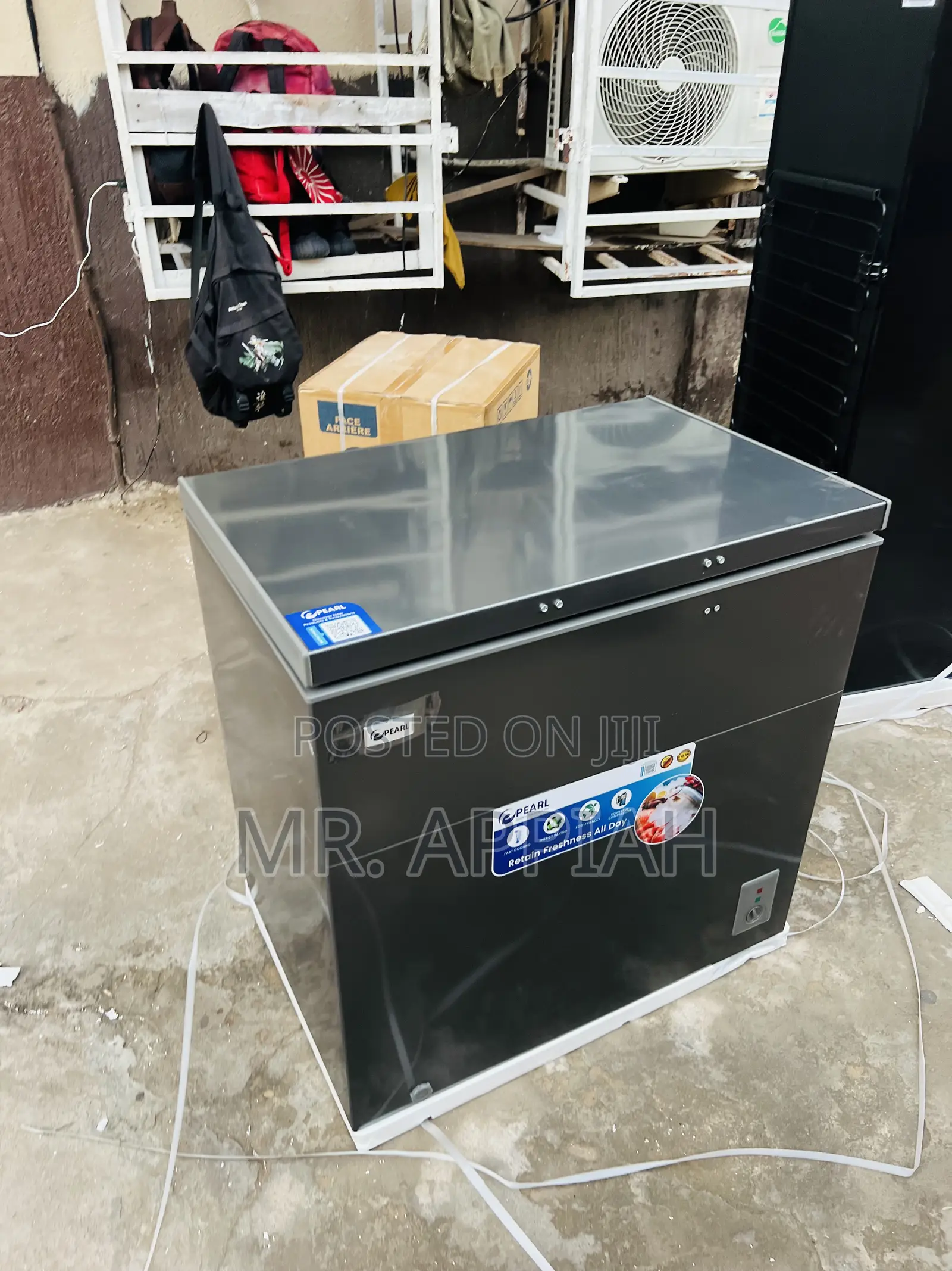 Quality Yet Affordable Pearl PCF-2620-13m 199ltrs Single Door Freezer.